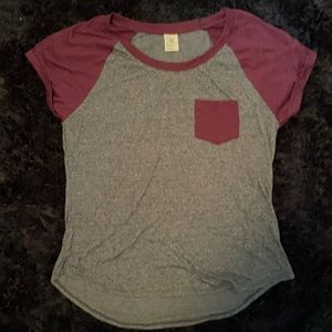 Maroon and gray shirt sleeve with pocket
